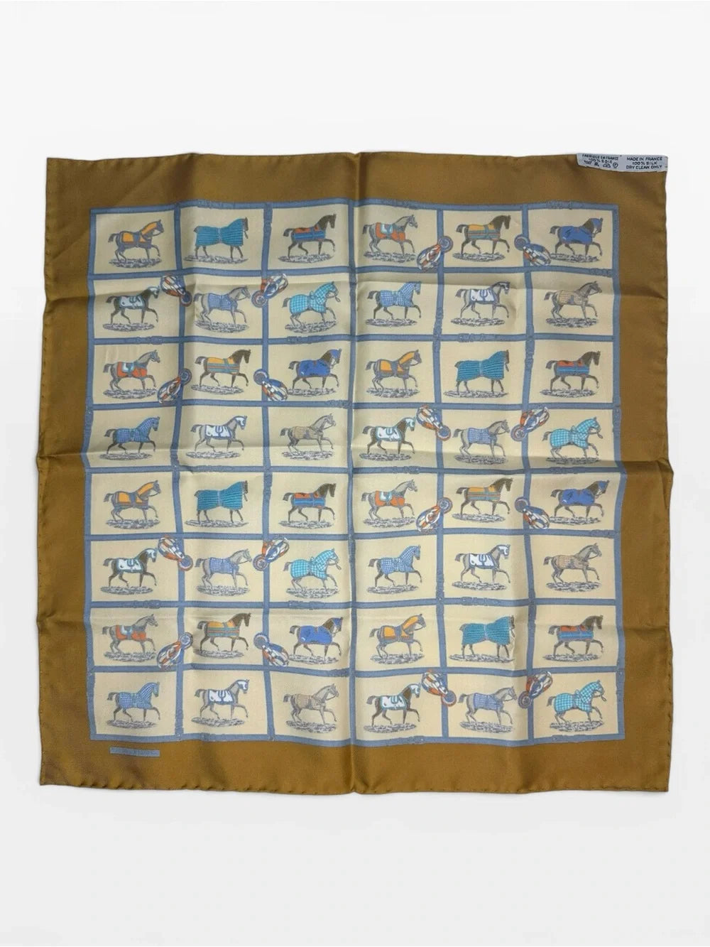 Hermès | Couvertures et Tenues de Jour | Silk Scarf